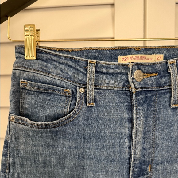 Levi's 721 Women’s High Rise Skinny Size 27 - Picture 6 of 13